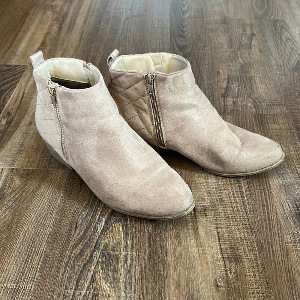 Low heel faux suede quilted ankle bootie